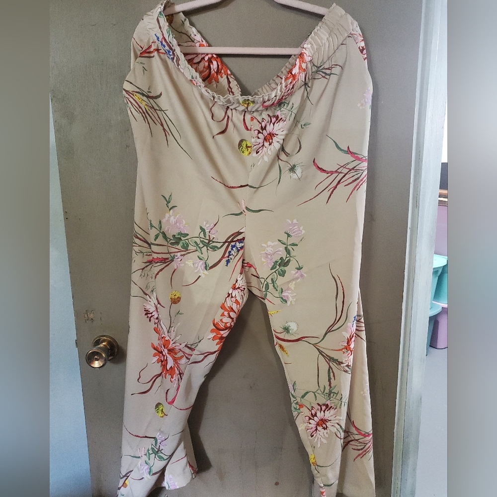 Floral palazzo pant